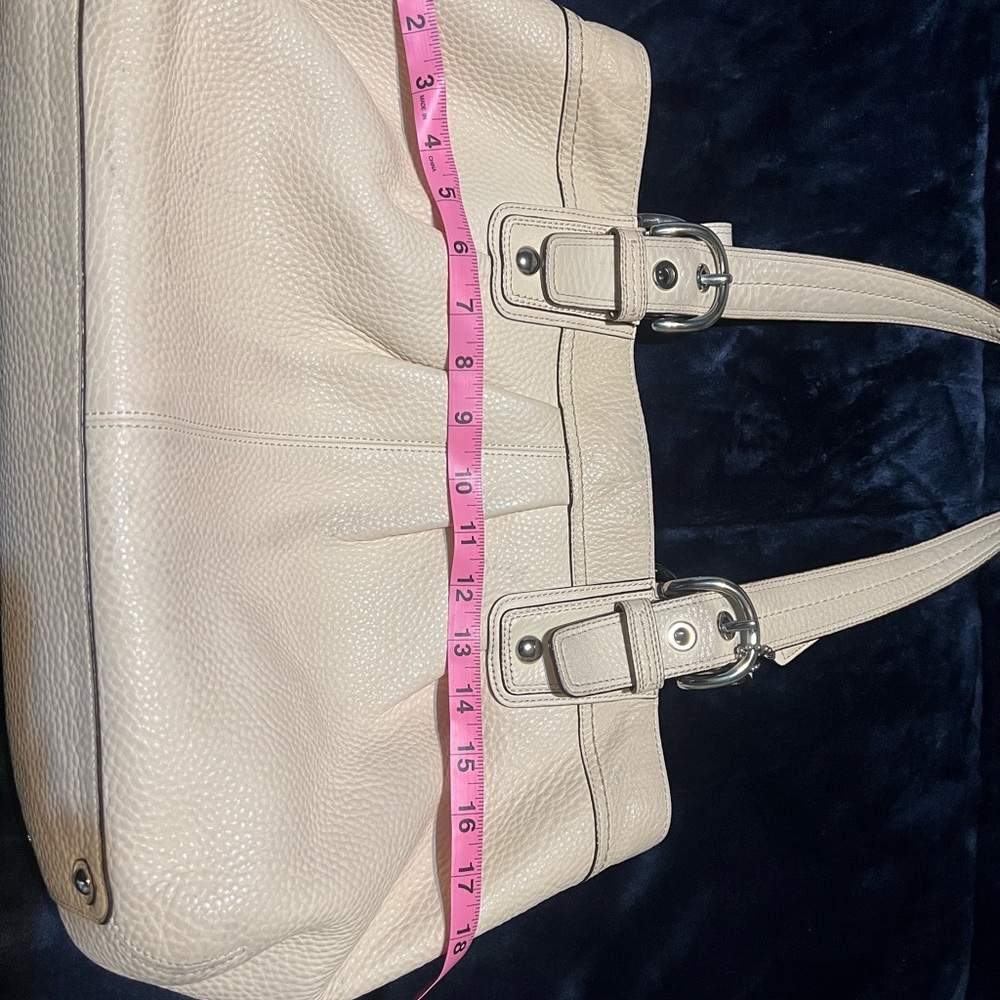 Large Coach purse - Picture 6 of 6